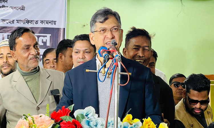 বিগত ১৬ বছর দেশে একনায়কতন্ত্র চালু রেখেছিল শেখ হাসিনা : সালাহউদ্দিন