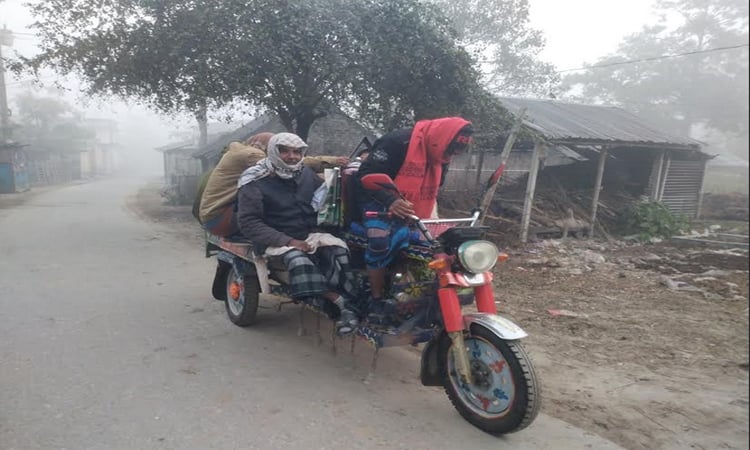 ৬.৯ ডিগ্রি সেলসিয়াস তাপমাত্রায় চুয়াডাঙ্গায় জনজীবন বিপর্যস্ত