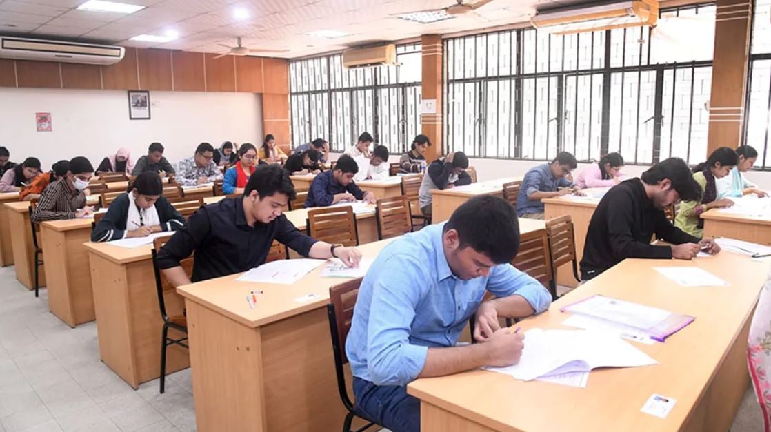 দেশের ৬১ জেলার ১৪০৮টি কেন্দ্রে প্রাথমিকের শিক্ষক নিয়োগ পরীক্ষা কাল