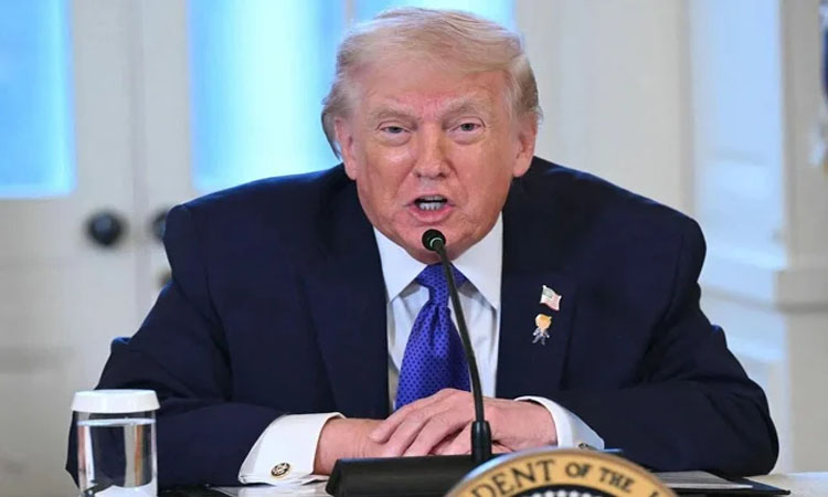 বিক্ষোভে জর্জরিত ইরান ‘বড় বিপদে’, ফের হামলার হুমকি ট্রাম্পের