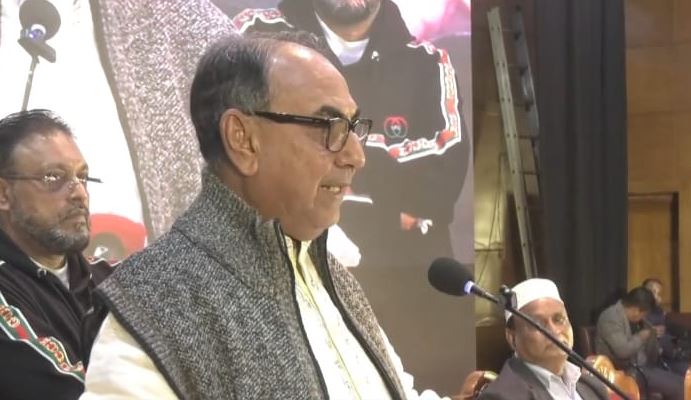 এক কাপড়ে বাড়ি ছাড়া করে খালেদা জিয়াকে মৃত্যুর মুখে ঠেলে দেওয়া হয় : মির্জা আব্বাস 