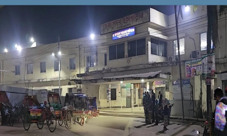 নেত্রকোণায় ট্রেনের ধাক্কায় রাইস মিলের দুই শ্রমিক নিহত 