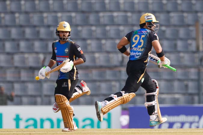 রাজশাহীকে ১৭৯ রানের লক্ষ্য দিয়েছে রংপুর