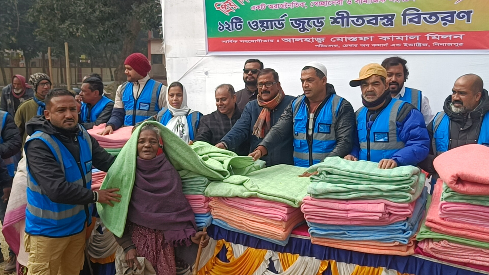 দিনাজপুরে চলছে টানা মৃদু শৈত্যপ্রবাহ, জনজীবনে দুর্ভোগ