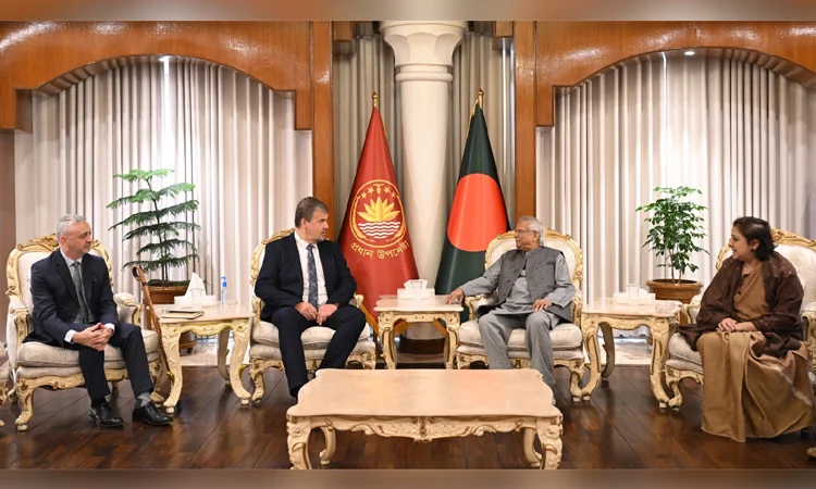 ইউরোপীয় ইউনিয়ন নির্বাচনে বড় পর্যবেক্ষক দল পাঠাবে : প্রধান উপদেষ্টাকে ইইউ ইওএম চিফ