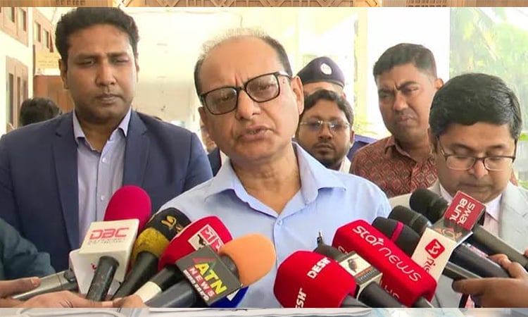 ঝরে পড়া শিক্ষার্থীর হার কমাতে স্কুল ফিডিংসহ বিশেষ পদক্ষেপ নেয়া হচ্ছে: প্রাথমিক ও গণশিক্ষা উপদেষ্টা  