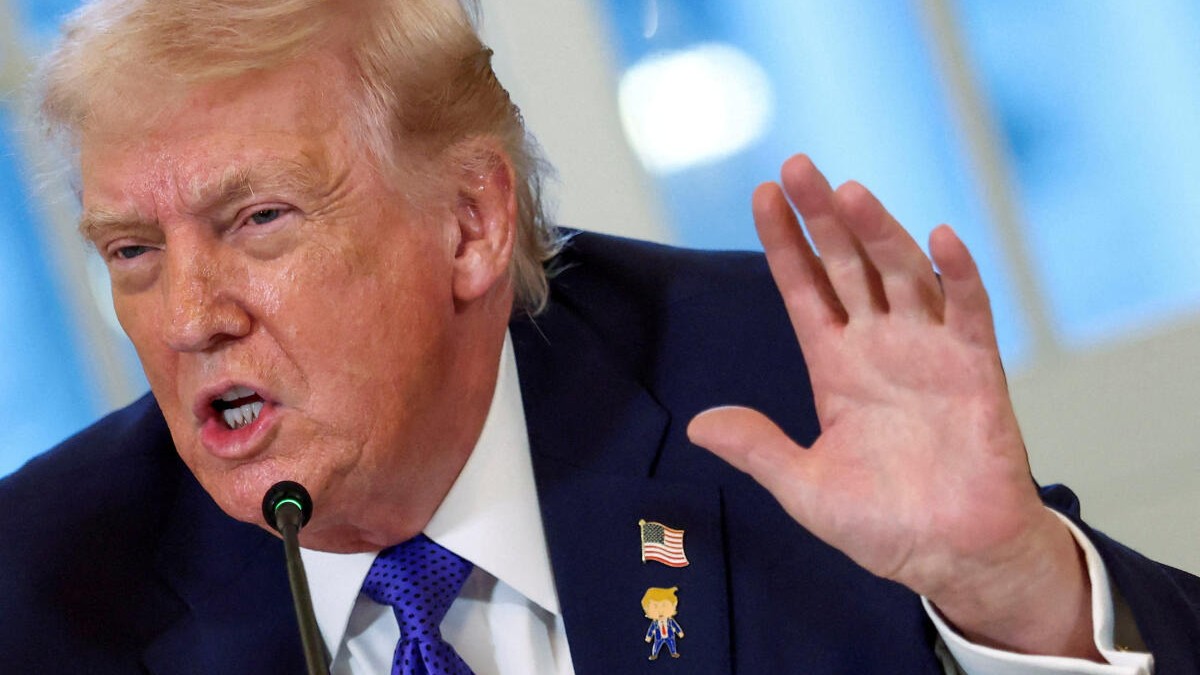 মাদুরোকে উৎখাত করার পর কিউবায় তেল সরবরাহ বন্ধের হুমকি ট্রাম্পের