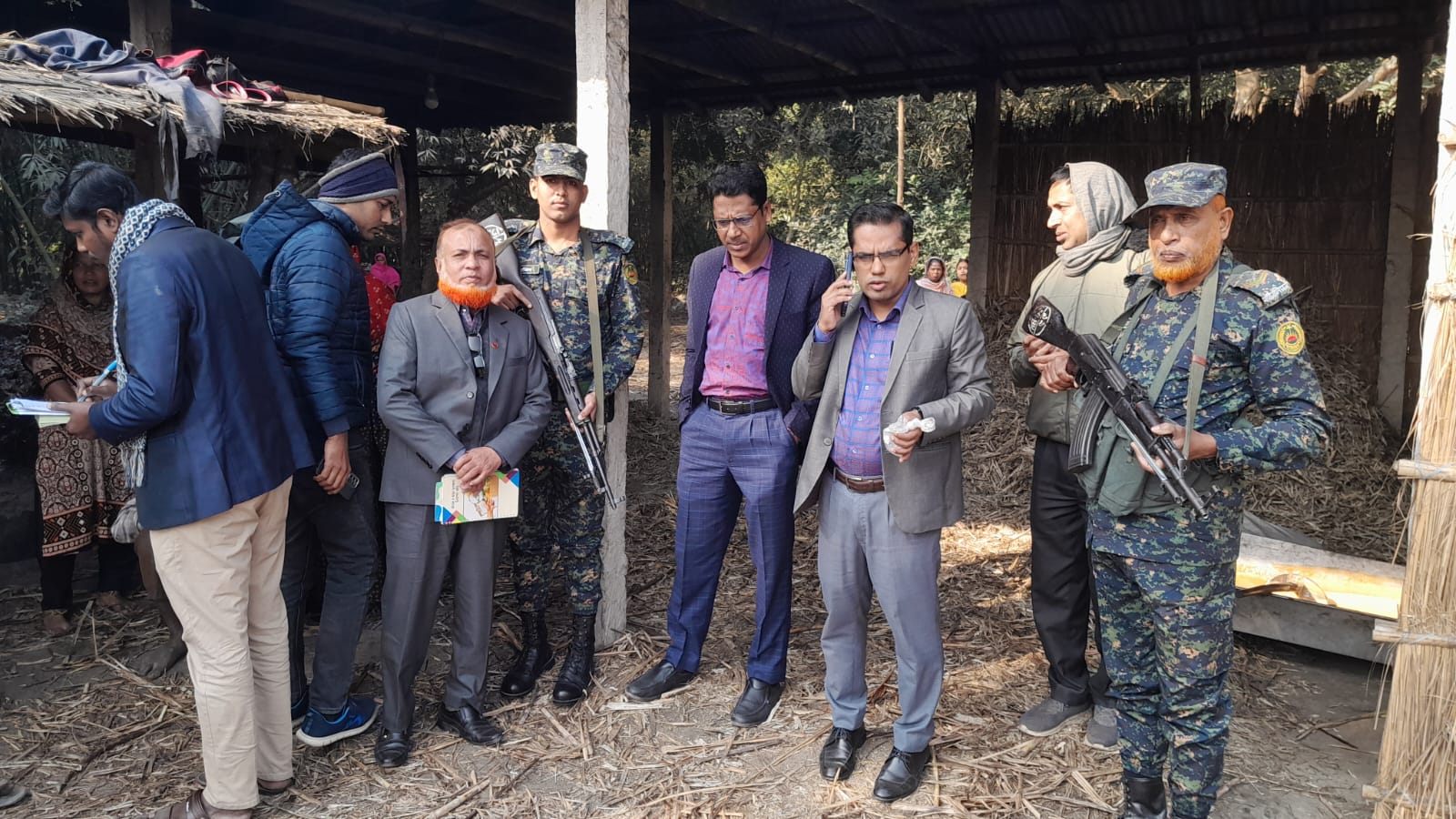 নাটোরে ভেজাল গুড় তৈরির অপরাধে জরিমানা