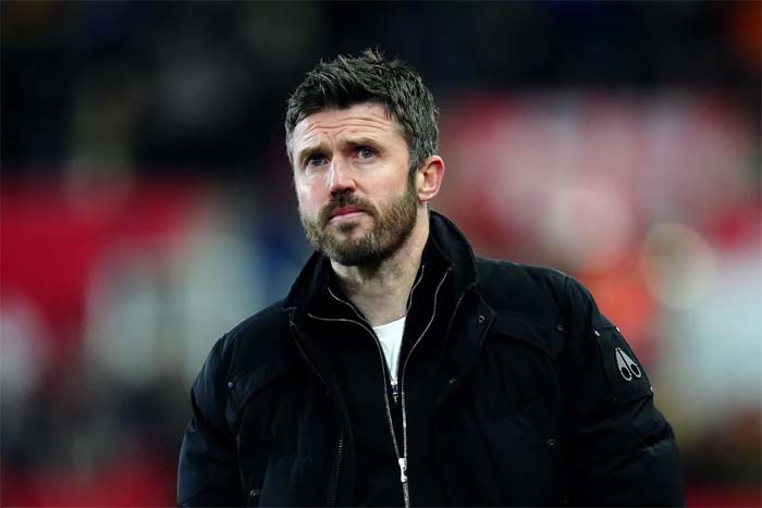 অন্তর্বর্তীকালীন কোচ হিসেবে ক্যারিককে নিয়োগ দিতে যাচ্ছে ইউনাইটেড