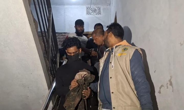 বরিশালে বিপুল জাল নোটসহ ৪জন আটক