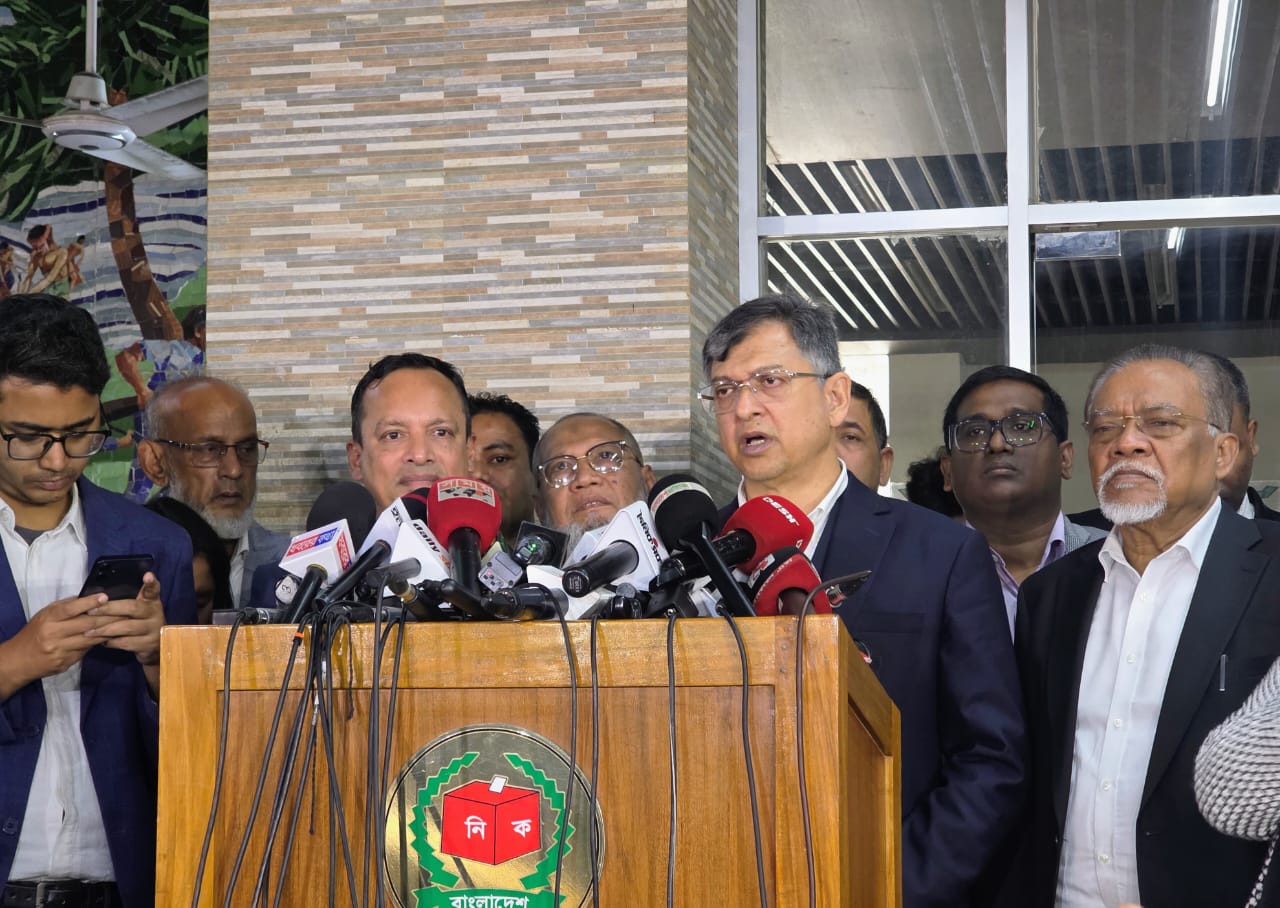 নির্বাচন ভোটারবান্ধব ও সহজ করতে ইসিকে আহ্বান জানানো হয়েছে : সালাহউদ্দিন আহমেদ