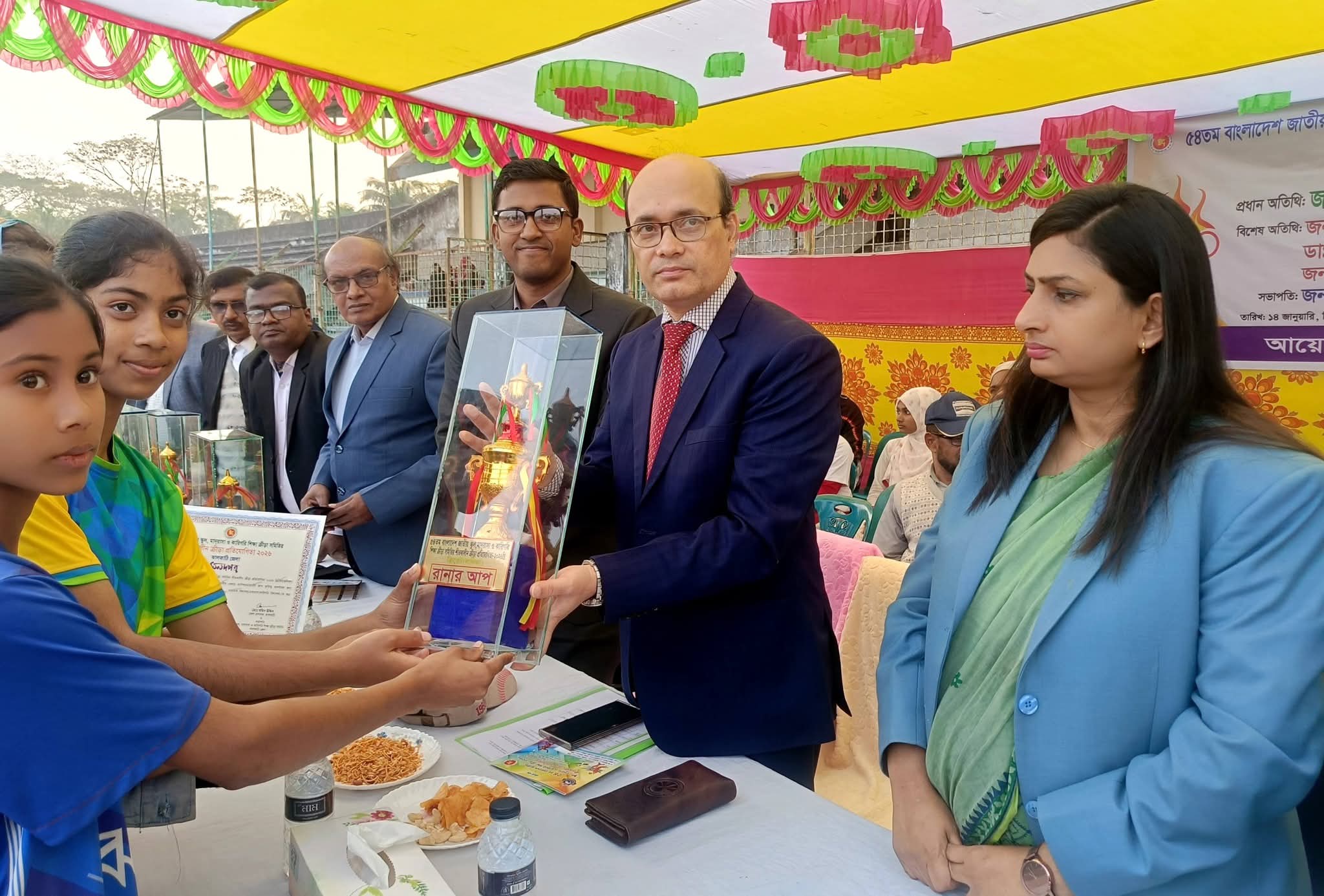 ঝালকাঠিতে ক্রীড়া প্রতিযোগিতার পুরস্কার বিতরণ