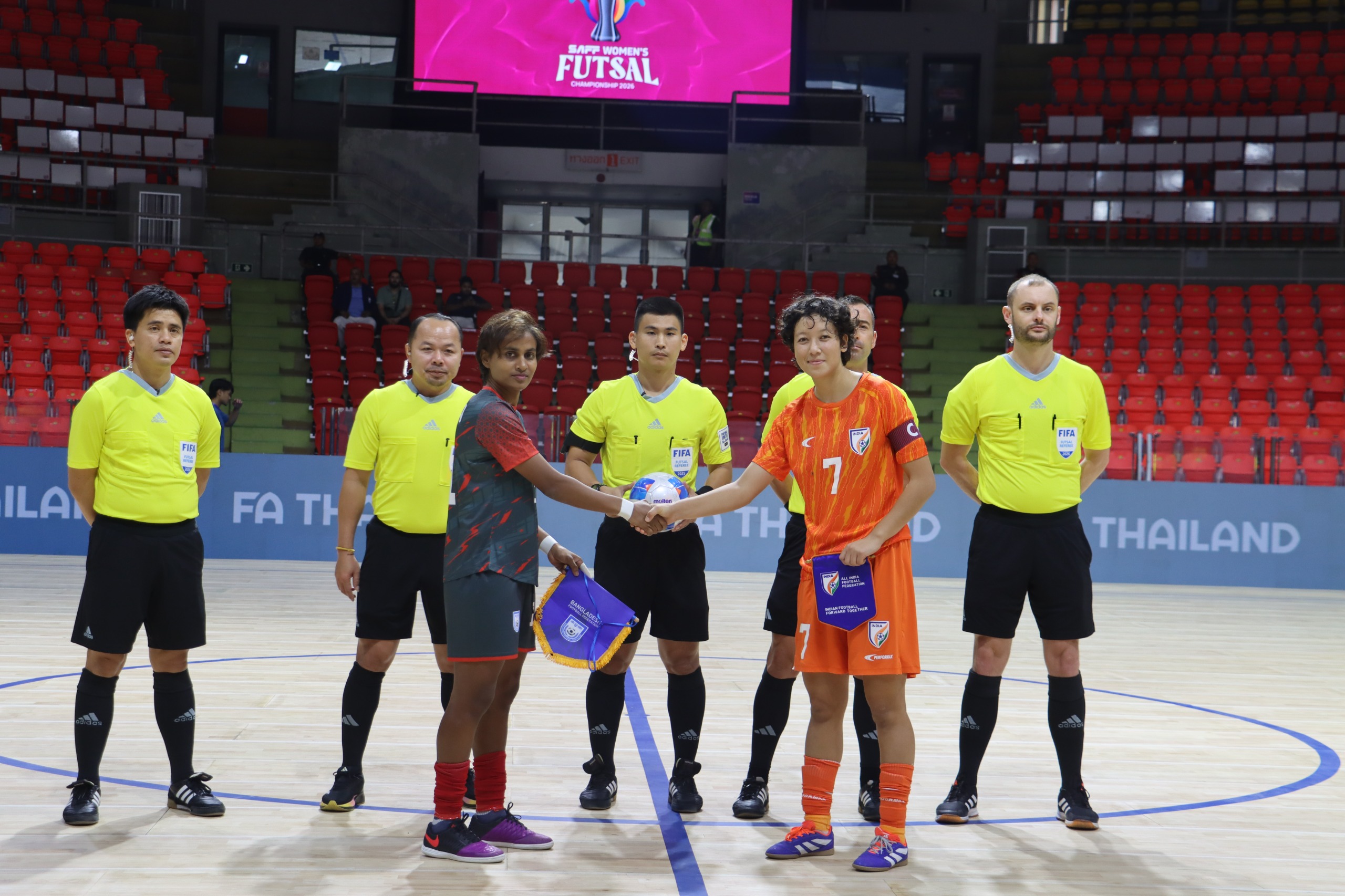 ভারতকে হারিয়ে বাংলাদেশ নারী ফুটসাল দলের শুভ সূচনা