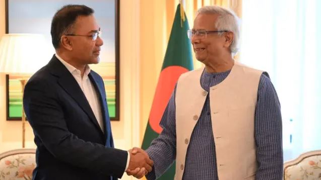 প্রধান উপদেষ্টার সঙ্গে সাক্ষাতে যমুনায় সপরিবারে তারেক রহমান