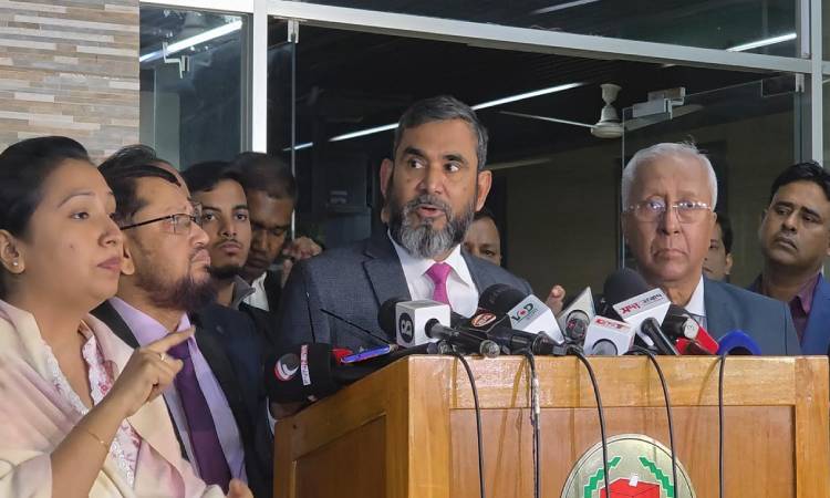 পোস্টাল ব্যালটে অনিয়ম করলে এনআইডি ব্লকসহ ফৌজদারি মামলা হবে : ইসি সানাউল্লাহ