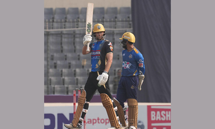 মালান-হৃদয়ের ব্যাটিং নৈপুণ্যে প্লে-অফে রংপুর