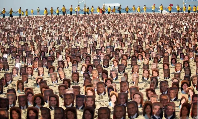 বাহাই সংখ্যালঘু সদস্যদের গ্রেফতারের দাবি ইরানি কর্তৃপক্ষের