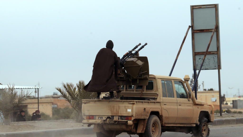 উত্তর সিরিয়ায় নিয়ন্ত্রণ বাড়াল সিরীয় সেনাবাহিনী