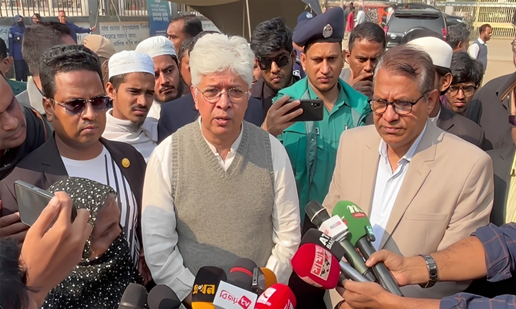 গণভোট নিয়ে যারা প্রশ্ন তুলছে, তারা মূলত পলাতক শক্তি : আদিলুর রহমান 