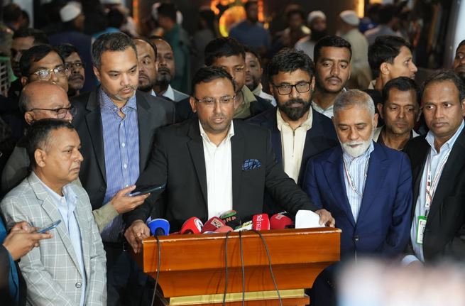 তারেক রহমানের সঙ্গে কূটনীতিকদের বৈঠকে বহুপাক্ষিক সম্পর্ক উন্নয়নের বিষয়ে আলোচনা হয়েছে : হুমায়ুন কবির