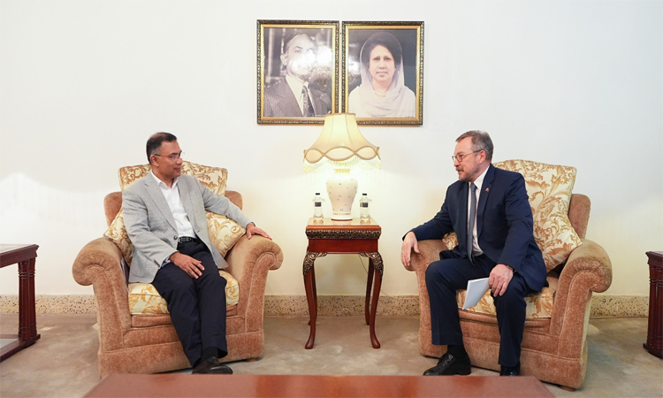 তারেক রহমানের সঙ্গে রুশ রাষ্ট্রদূতের সৌজন্য সাক্ষাৎ