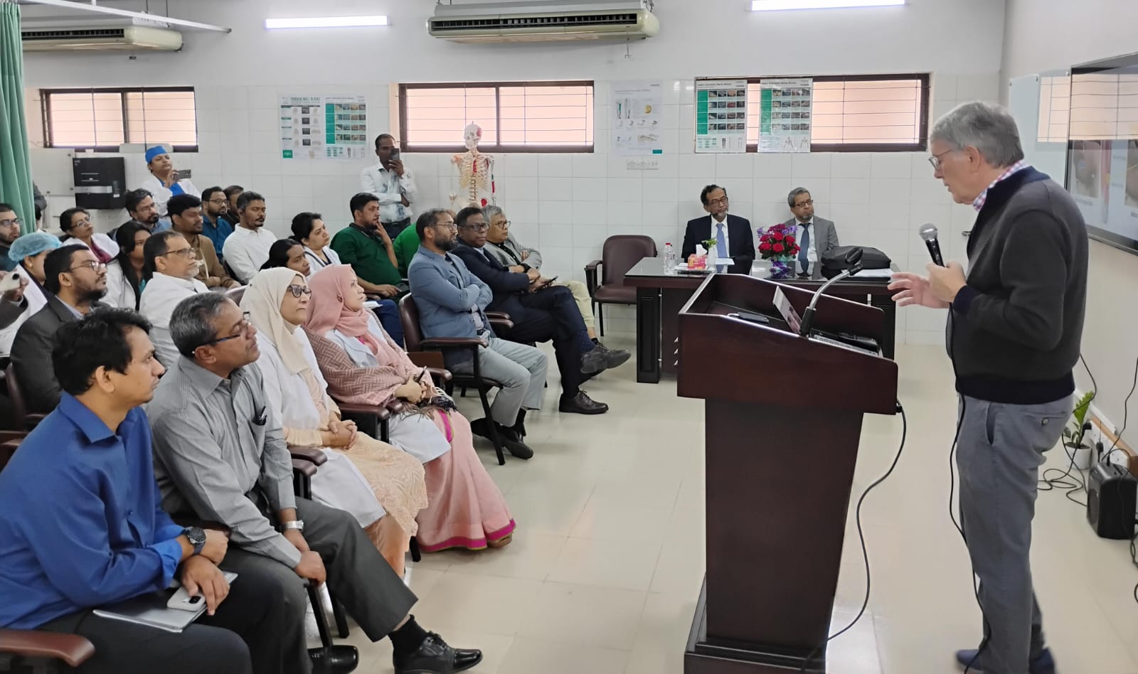 অ্যানেস্থেসিয়া চিকিৎসায় নতুন দিগন্তের সূচনা করেছে বিএমইউ