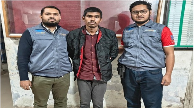 ভুয়া স্বরাষ্ট্র উপদেষ্টা পরিচয়ে ডিসিকে বিভ্রান্তি, প্রতারক গ্রেফতার