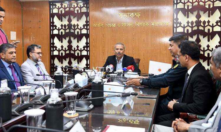 জামিন পাওয়ার পর আর সপ্তাহকাল জেলে থাকতে হবে না: আইন উপদেষ্টা