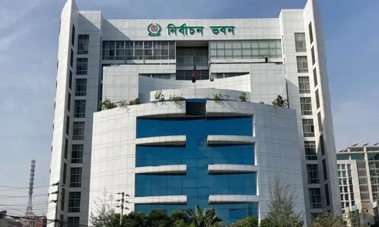 সংসদ নির্বাচন : সারাদেশে প্রতিদ্বন্দ্বী প্রার্থীদের প্রতীক বরাদ্দ চলছে