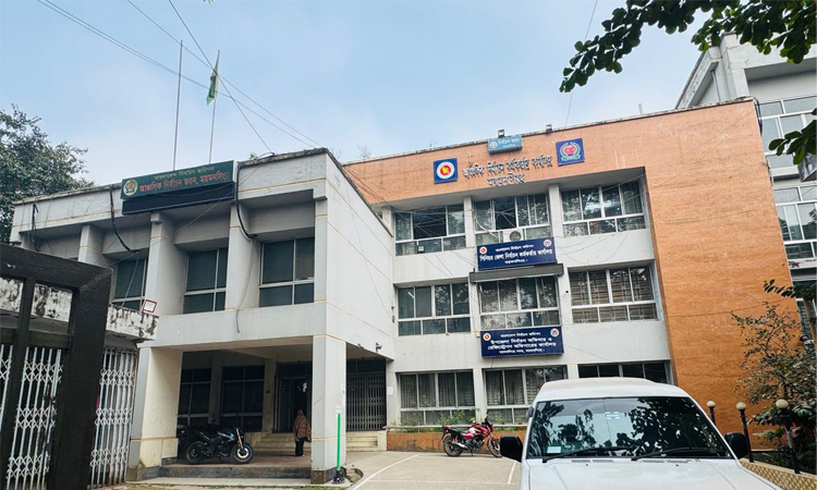 ময়মনসিংহে জামায়াত, বিএনপি ও বিদ্রোহীদের দাপটে জটিল সমীকরণ