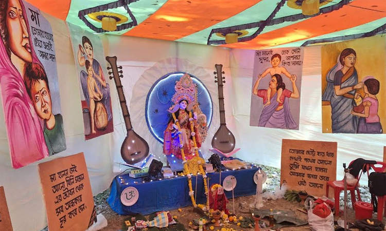 বিদ্যা ও সম্প্রীতির উৎসবে মুখর চবি, ১৪ মণ্ডপে সরস্বতী পূজা