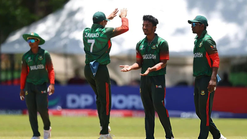 যুক্তরাষ্ট্রকে হারিয়ে বিশ্বকাপের সুপার সিক্সে বাংলাদেশ