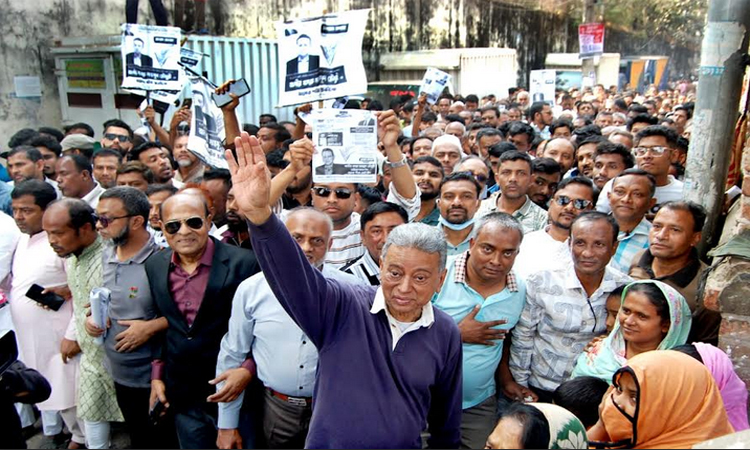 দেশের মানুষের কাছে বিএনপির অবস্থান অনেক পরিষ্কার : আমীর খসরু 