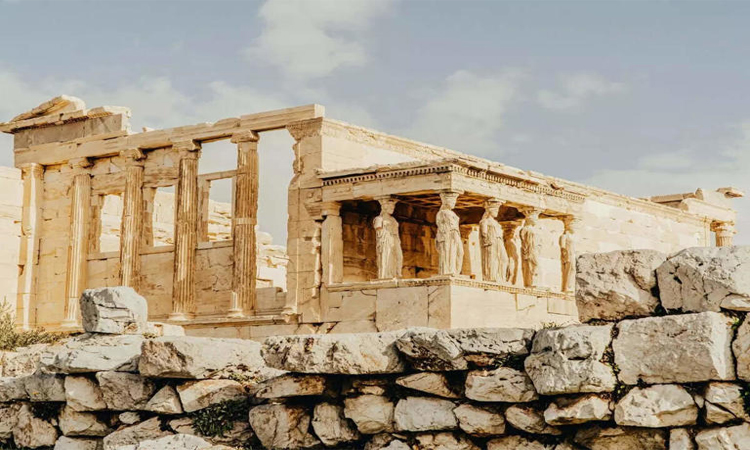 অভিবাসী চোরাচালানের শাস্তি কঠোর করছে গ্রিস