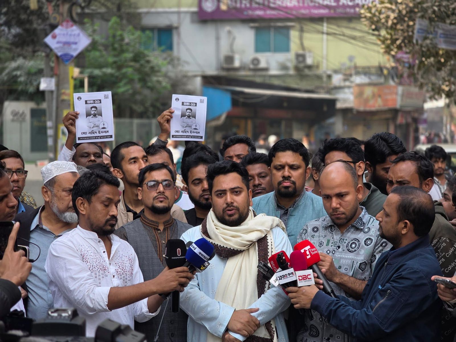 জনগণ আর খালি রাজনৈতিক প্রতিশ্রুতিতে বিশ্বাস করে না : নাহিদ