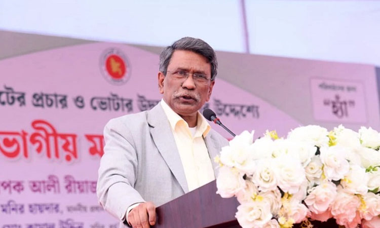 ‘হ্যাঁ’র পক্ষে সরকারি কর্মকর্তাদের প্রচার চালাতে আইনগত বাধা নেই : অধ্যাপক আলী রীয়াজ