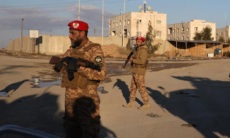 কুর্দি বাহিনীর কাছ থেকে কারাগার নিয়ন্ত্রণ নেওয়ার পর ১২৬ কিশোরকে মুক্তি দিয়েছে সিরিয়া 