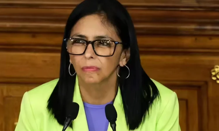 ‘ওয়াশিংটন থেকে যথেষ্ট নির্দেশ এসেছে’— বললেন ভেনেজুয়েলার অন্তর্বর্তী প্রেসিডেন্ট