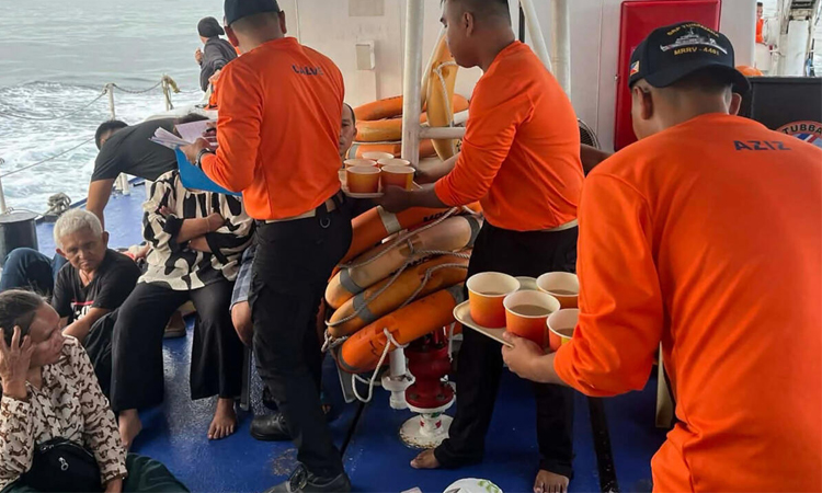 ফিলিপাইনে ফেরি ডুবে ১৫ জনের প্রাণহানি, নিখোঁজ ২৮