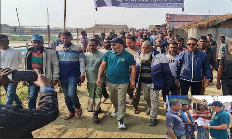 দুবলার চরে জেলে ও মৎস্য ব্যবসায়ীদের সঙ্গে বিএনপি প্রার্থীর মতবিনিময়