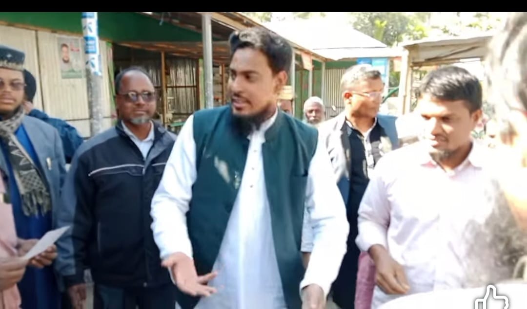 ভাতা ও ফ্যামিলি কার্ডের টাকা সঠিকভাবে দেয়ার গ্যারান্টি নেই : আখতার হোসেন