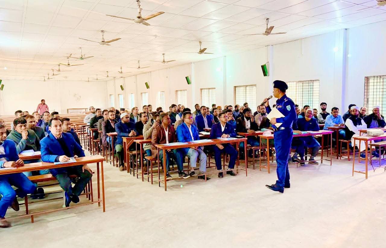 দিনাজপুরে ভোট  গ্রহণ কর্মকর্তাদের প্রশিক্ষণ কর্মশালা