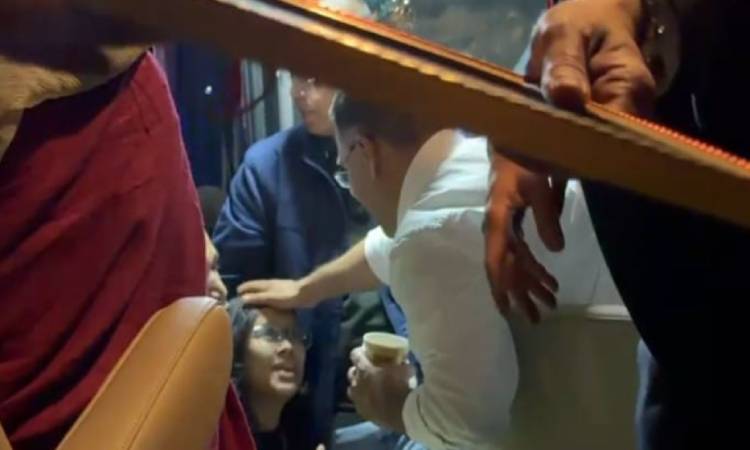 মানুষের সেবা করেই এগোতে চাই : তারেক রহমানকে বললেন কিশোরী