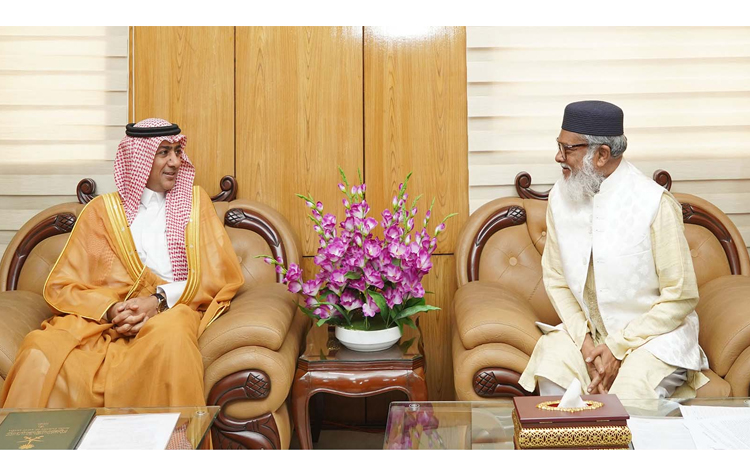 রোডম্যাপ অনুসারে হজের সকল কার্যক্রম এগিয়ে যাচ্ছে : ধর্ম উপদেষ্টা