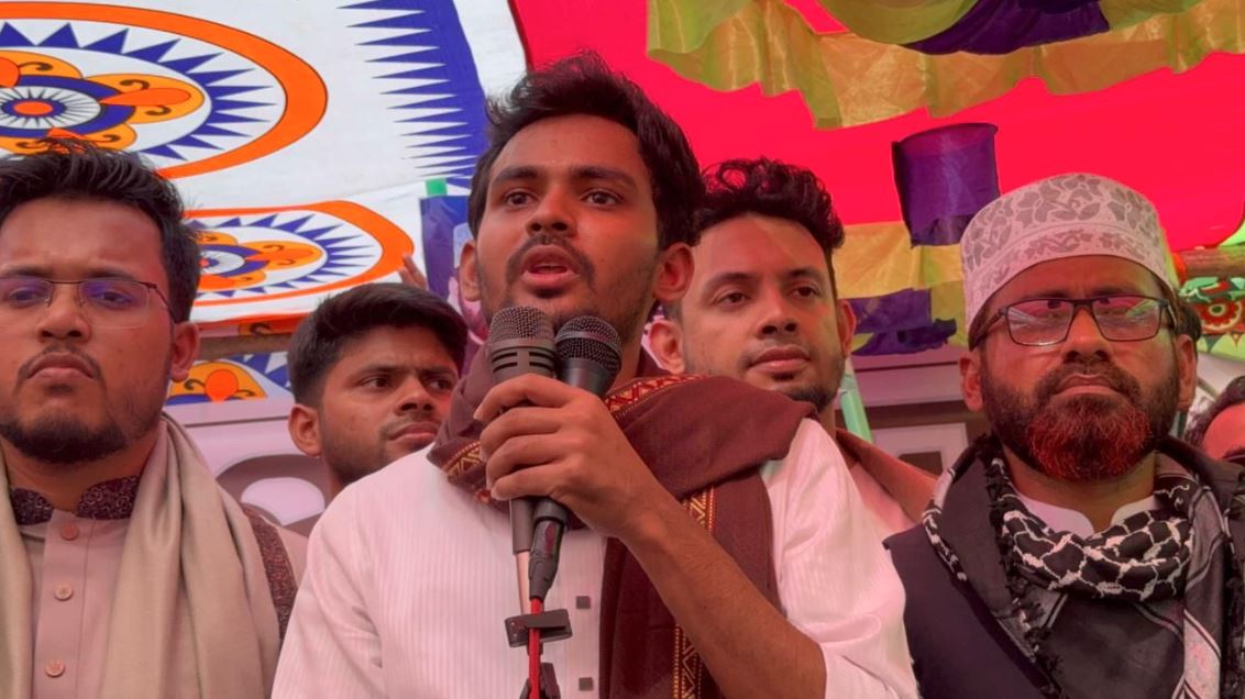 কেন্দ্র দখল প্রতিহতের আহ্বান এনসিপির মুখপাত্র আসিফ মাহমুদের