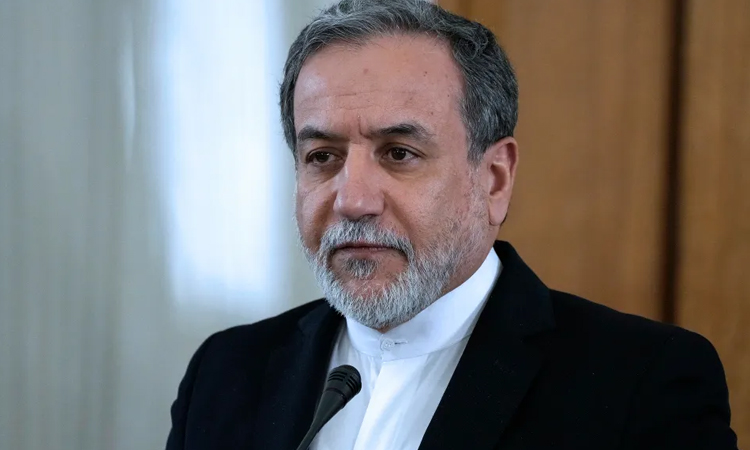 যুক্তরাষ্ট্রের হামলা মোকাবিলার ঘোষণা ইরানের, তবে পরমাণু চুক্তিতে আগ্রহী তেহরান