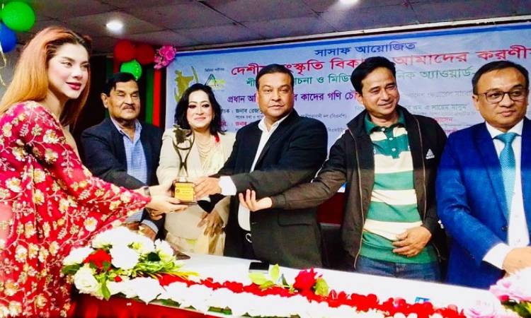 অপসংস্কৃতি বিবেকের দরজা বন্ধ করে দেয় : কাদের গনি চৌধুরী