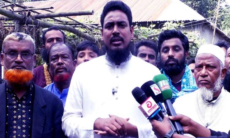 জনসাধারণের ব্যাপক সাড়া পেয়ে জয়ের ব্যাপারে আশাবাদী আখতার হোসেন