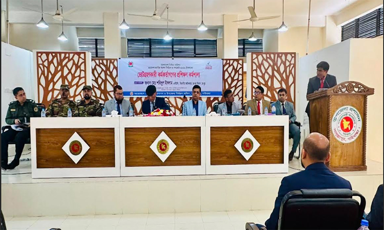 সাদুল্লাপুরে প্রিজাইডিং অফিসারদের প্রশিক্ষণ অনুষ্ঠিত