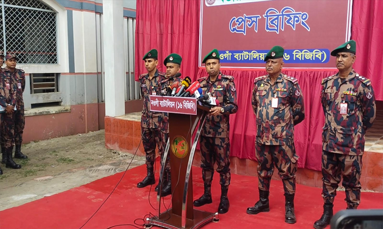 বগুড়ায় ২৪ প্লাটুন বিজিবি মোতায়েন